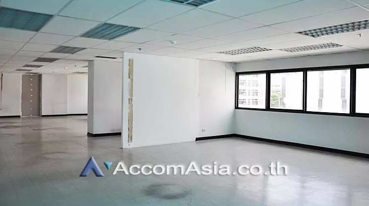 5  Office Space For Rent in Silom ,Bangkok BTS Surasak - BTS Saint Louis at S&B TOWER AA10477